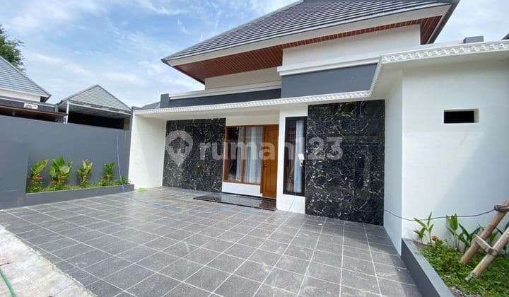 Cuma 7 Menit ke Kampus Uii !! Rumah Strategis bisa KPR