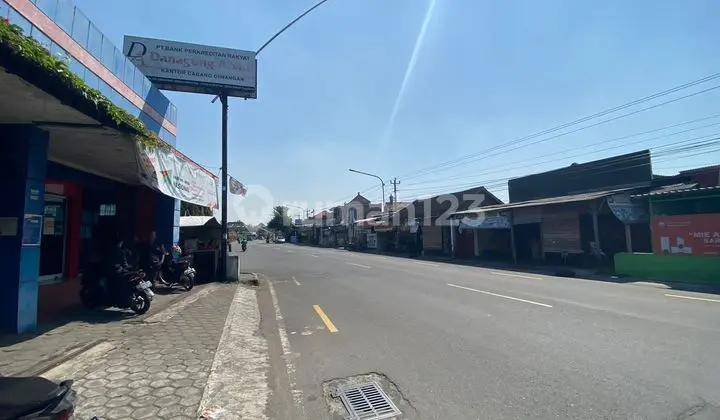 Promo Price! Prime Land Within the Ring Road, Suitable for Shophouses and Offices.