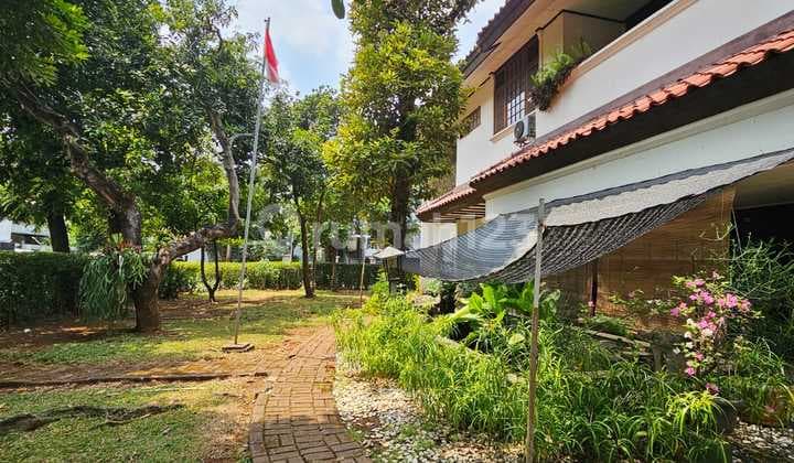 Classic Residence in Premium Residential Area in SCBD South Jakarta