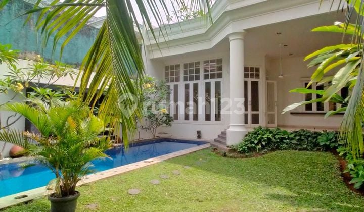For Sale Or Rent Rumah Bagus Siap Huni di Lingkungan Tenang Kemang Jaksel