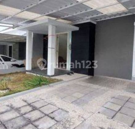 Minimalist house in the center of Semarang city, ready to move in, flood-free, near Undip and Unimus campuses, close to Primaya Hospital, for rent in Citragrand Sambiroto, Tembalang, South Semarang.