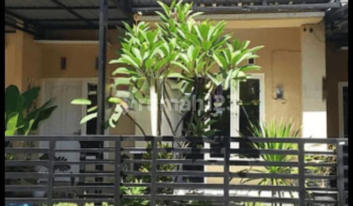 Rumah tengah kota Semarang dekat kampus Undip dekat tol siap huni dijual di Tembalang semarang selatan