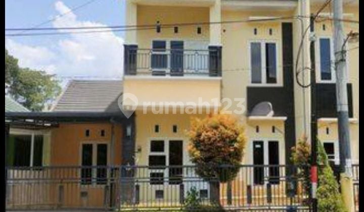 Rumah tengah kota dekat Undip disewakan di Griya Tembalang Sejahtera Tembalang Semarang selatan