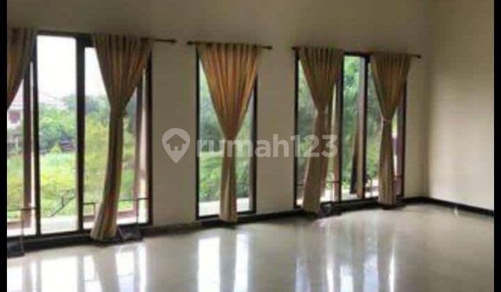 Rumah bagus modern minimalis tengah kota Semarang siap huni dekat kampus Undip dekat pintu tol di bukit sari semarang atas