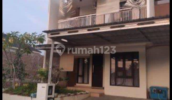 Rumah bagus minimalis tengah kota Semarang siap huni dekat kampus Unimus Undip disewakan di pandanaran hills sambiroto tembalang semarang selatan