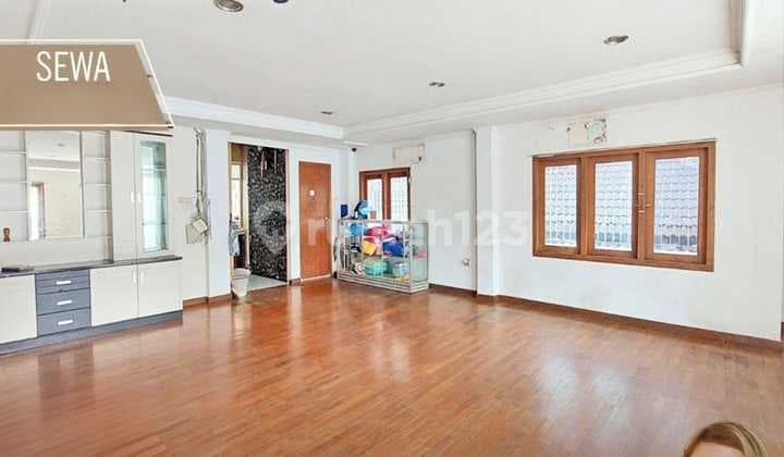 Ruang Usaha Strategis Tengah Kota Semarang Ramai Pusat Bisnis Siap Pakai Dekat Simpang Lima Dekat Gajahmada Dekat Thamrin Disewakan Di Jalan Raya Moch Suyudi Miroto Semarang Tengah