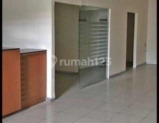 Ruko strategis tengah kota Semarang dekat gudang KIC Gatsu dekat pintu tol Krapyak siap pakai disewakan di Kawasan industri Candi Gatot Subroto Ngaliyan Semarang barat