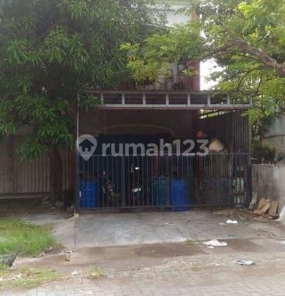 Ruko tengah kota Semarang strategis ramai dekat LIK Kaligawe dekat pintu tol gayamsari dijual di jalan raya Tlogomulyo Woltermonginsidi pedurungan Semarang timur