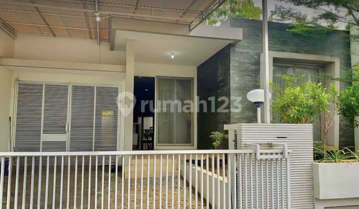 Rumah Minimalis Tengah Kota Semarang Kawasan Elit Siap Pakai Dekat Tol Jatingaleh Dekat Sekolah Internasional Dekat Akpol Disewakan di Graha Candigolf Jangli Candisari Semarang Atas