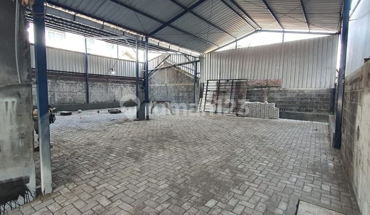 Gudang Tengah Kota Semarang Dekat Bandara dekat pintu tol Krapyak Disewakan Di Puri Anjasmoro Semarang Barat