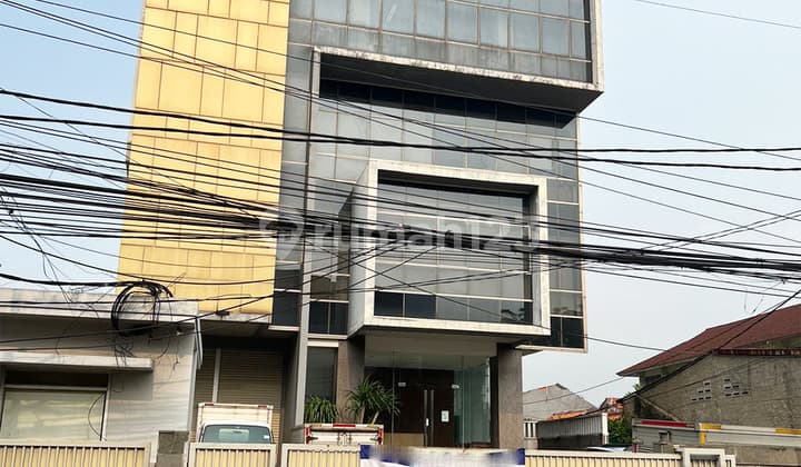 Gedung 4 Lantai Lelang Negara di Kebayoran Lama, Jakarta Selatan