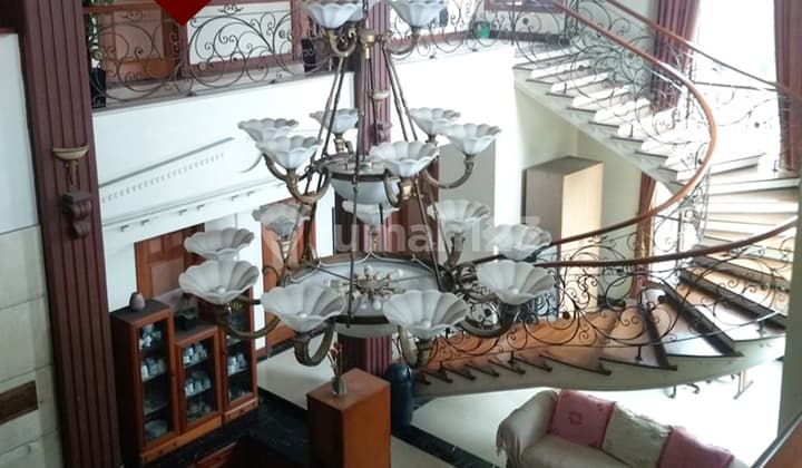 Rumah Mewah di Jl. Kebagusan, Pasar Minggu, Jakarta Selatan