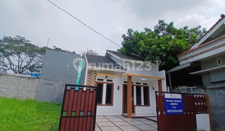 Dijual Rumah Murah Dekat Jalan Raya Naragong di Senopati Estate