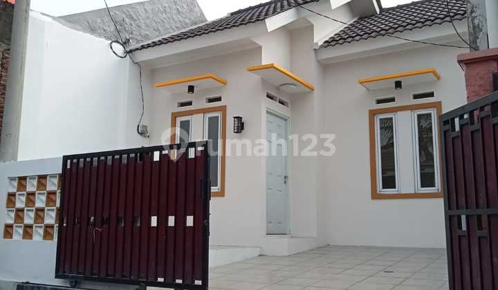 Dijual Rumah Murah Dekat Kuliner di Grand Residence City