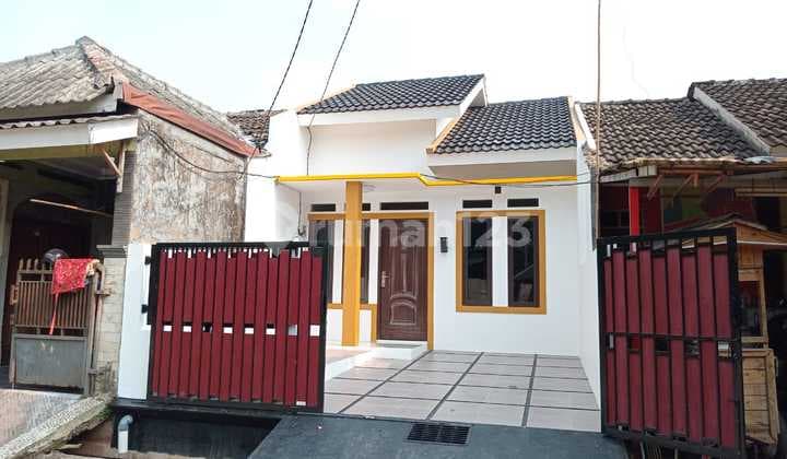 For Sale: Affordable House with One Gate in Bekasi Timur Regency, Mustikajaya