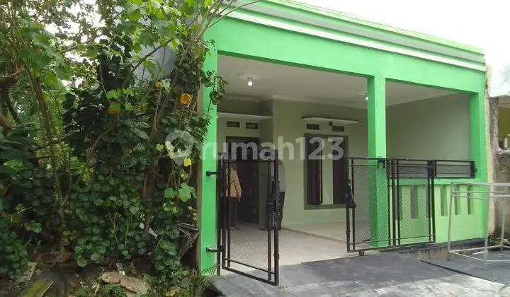 For Sale Cheap House Free Fence in Kota Serang Baru Cikarang
