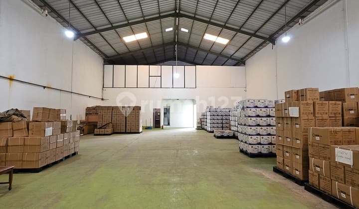 Turun Harga Siap Pakai Gudang Cakep 15X45 Luas Bangunan 558 M2 Ada Kantor Akses Container Kontainer 40Ft di Komplek Pergudangan Laksana Business Park Teluk Naga Paku Haji Shgb Dekat Airport Soekarno Hatta Soetta