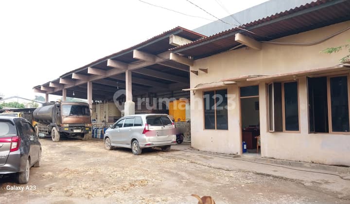 Murah Strategis Gudang Kavling Kav Dpr Luas Tanah 662 Bangunan 400 M2 Akses Container Kontainer Dekat Tol Green Lake City dan Alam Sutera di Tangerang Kota