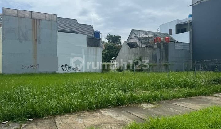 Strategis Tanah Lebar Muka 15X20m 300M2 Cocok untuk Usaha Fitness Kuliner Indomaret Alfamart Bank Minimarket Dekat Sekolah Dekat Rs Mandaya Uniqlo di Metland Puri