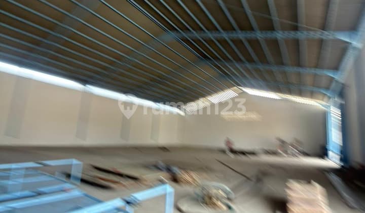 Ada Kantor Ada Mess Karyawan Gudang Luas 1600M2 Bangunan 1000M2 Lokasi Jalan Boulevard di Kavling Dpr Cipondoh Tangerang Dekat Alam Sutera dan Green Lake City Tol
