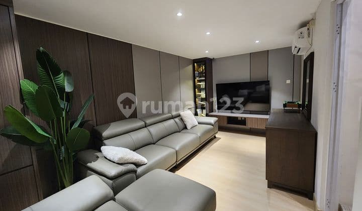 Nice House 118m2 Shm Corner Already Renovated Semi Furnished In Elista Gading Serpong