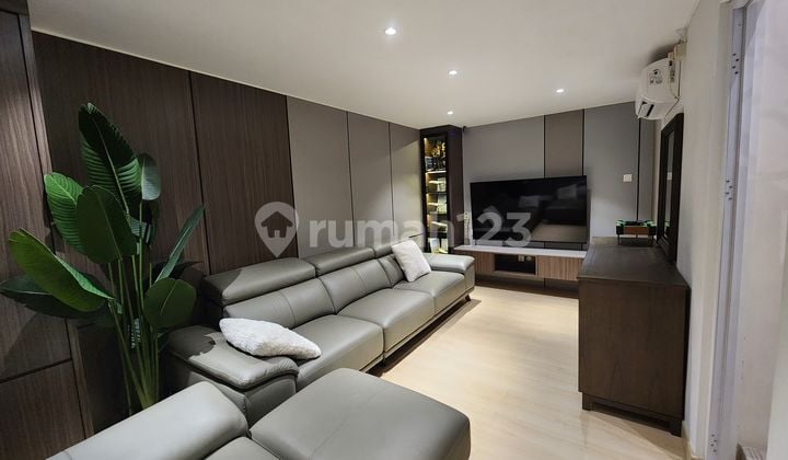 Nice House 118m2 Shm Corner Already Renovated Semi Furnished In Elista Gading Serpong