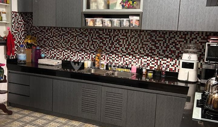 Nego Sampai Deal Rumah Jarang Ada Hadap Timur 2 Lantai SHM Semi Furnished di Crystal Gading Serpong