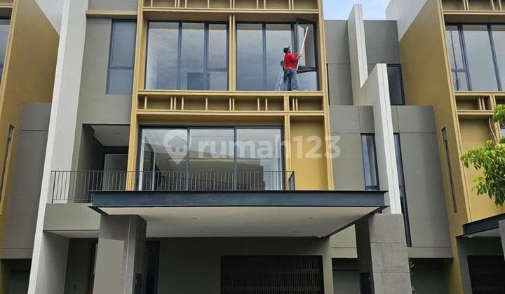 Rumah Under PPJB Bu Harus Terjual Bulan Ini 10X22 5Kt+1 di Enchante BSD City