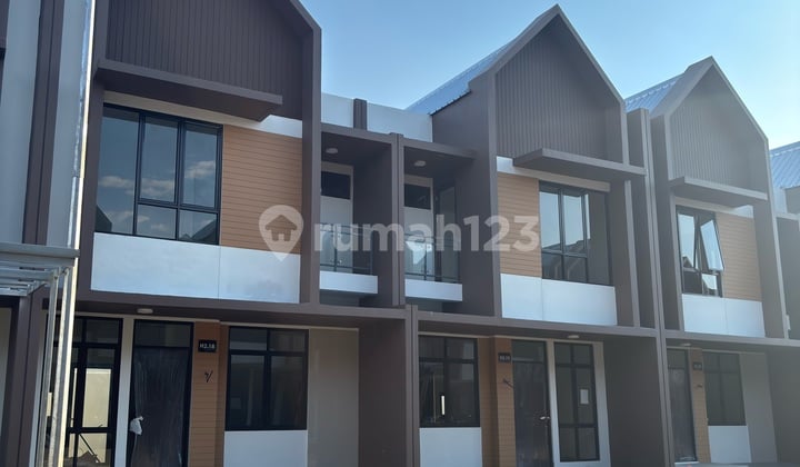 Rumah 2 Lantai Type 69 Royal Spring Hertasning Makassar