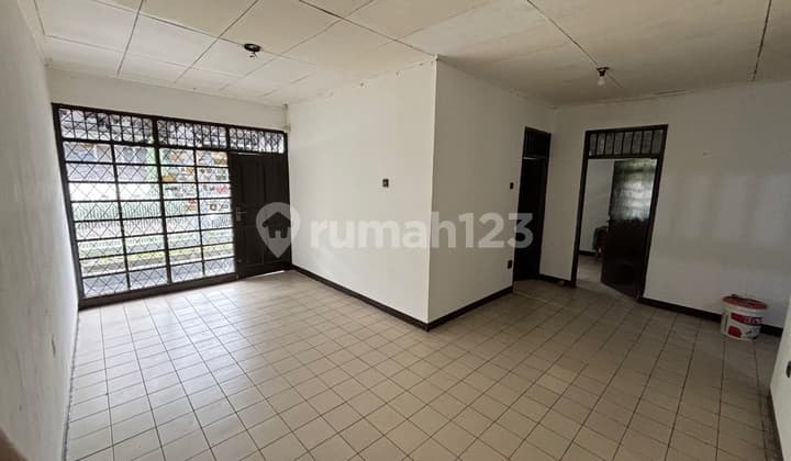 For Rent Large and Spacious House in Soekarno Hatta Wing, Bandung