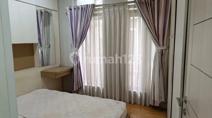 Sewa rumah siap huni di Singgasana Pradana