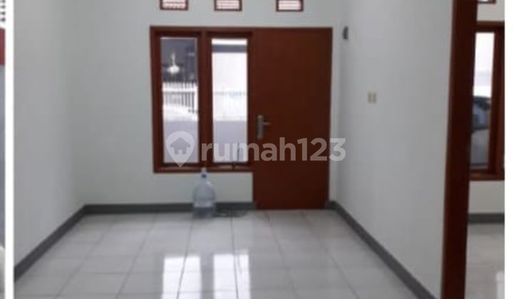 Disewakan Rumah di Taman Cibaduyut Indah