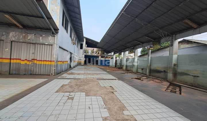 Dijual Tanah Sudah Ada Bangunan Hadap Jalan Raya Pamulang Strategis dan Ramai SHM