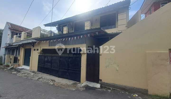 Dijual Rumah Kosan dan Kontrakan Strategis Dekat Kampus Gunadarma Depok SHM