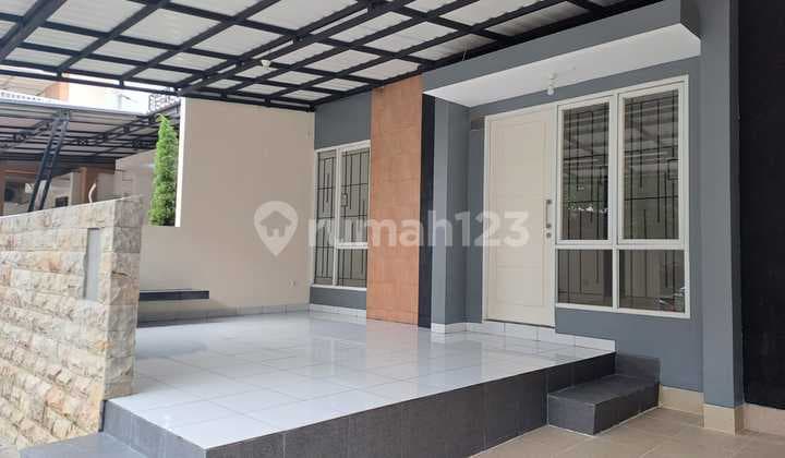 Disewakan Rumah 2 Lantai Siap Huni Bagus di Paradise Serpong City