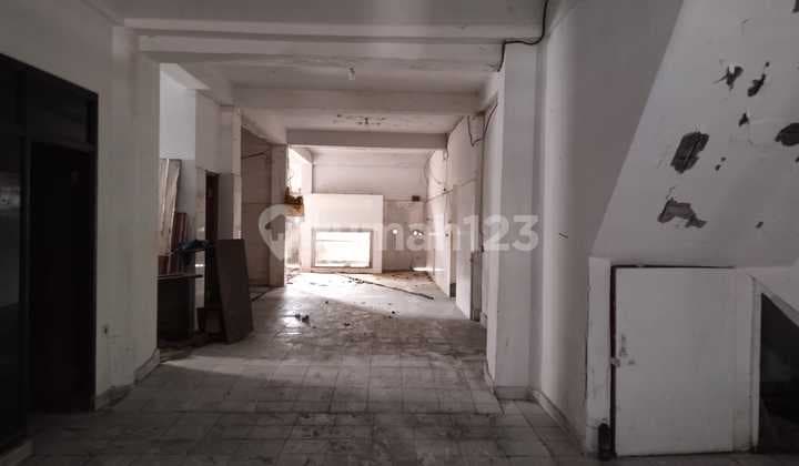 Dijual Ruko 3 Lantai di Denpasar Utara Ayani di Kawasan Perdaganagn Komersil, Cocok untuk Berbagai Usaha