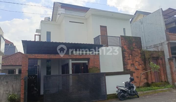 Dijual Rumah 2 Lantai D Denpasar Utara Kawasan Perumahan Dekat Sekolah