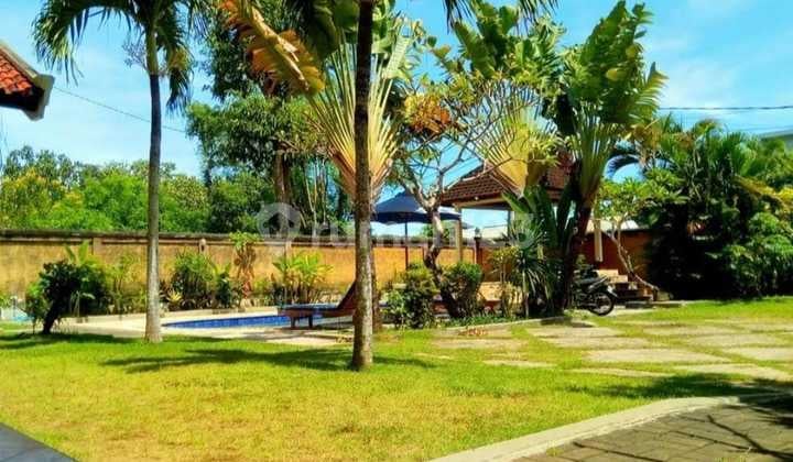 Luxury and Nice Villa in Benoa Nusadua Area 3 Floors Near the Toll Road