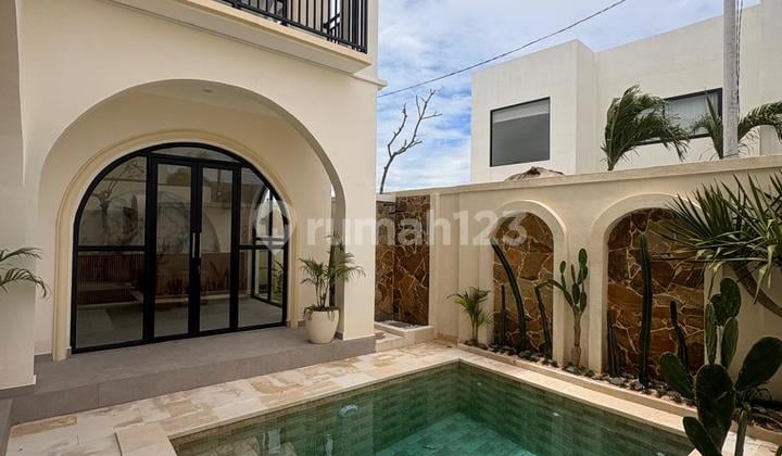 Dijual Villa Bagus Mewah Murah di Buduk Kuta Utara Lingkungan Tenang dan Nyaman