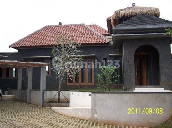 Dijual Rumah Unik di Bukit Teras Golf Bsd Serpong Tangerang Selatan