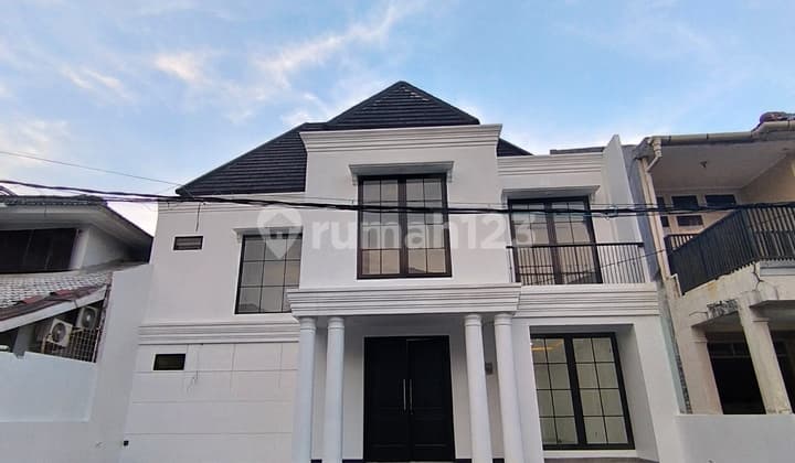 Rumah Baru Mewah Modern Lokasi Strategis di Bintaro Jaya