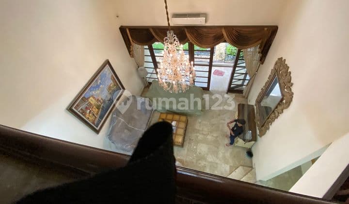 Dijual Rumah Mewah di Gandaria City Hadap Jalan Utama
