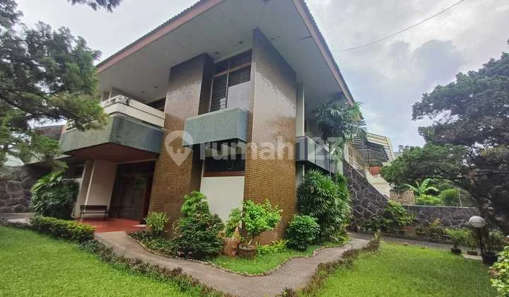 Dijual Rumah di Sunrise Garden Posisi Hoek Jakarta Barat
