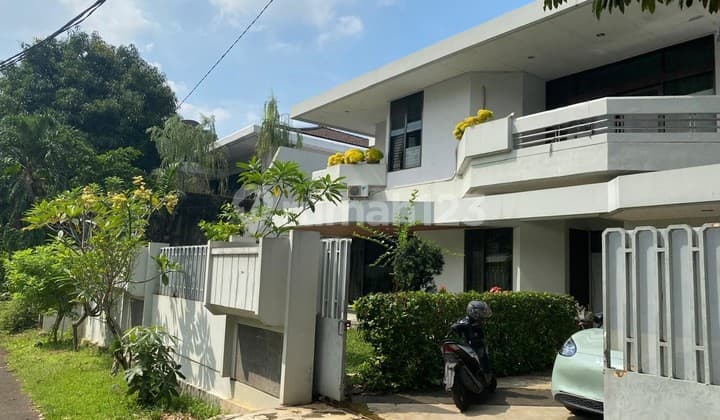Disewakan Rumah Mewah Siap Huni Full Furnished Permata Hijau Jaksel