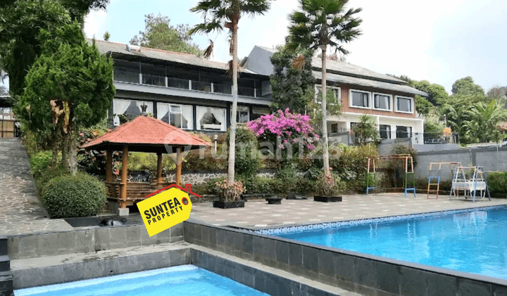 Villa Cantik dengan Nuansa Resort di Puncak Bogor
