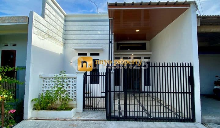 Nice Ready-to-Occupy House in a Cluster at Pondok Kelapa, Duren Sawit