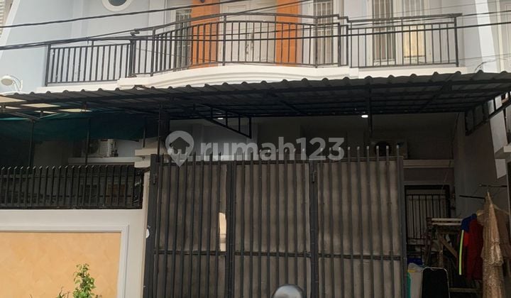 Rumah Bagus Dalam Komplek Dekat Mall Panakkukang Makassar