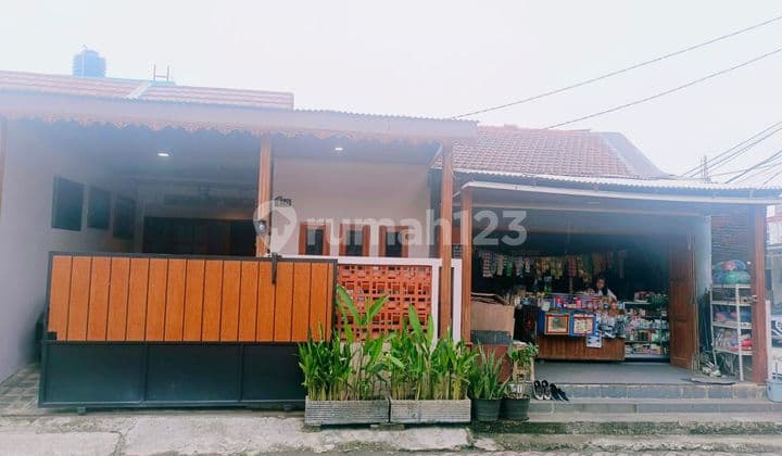 Residential House and Shop Business in a Complex in Sawangan Depok