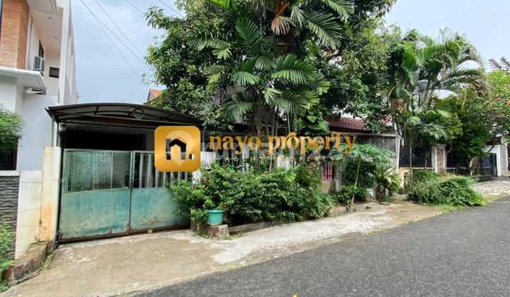 Rumah Lama Dalam Komplek Strategis Di Bulungan Blok M Kebayoran
