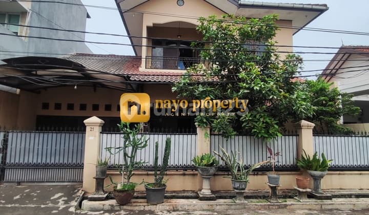 Rumah Bagus Dalam Komplek Strategis Di Ciledug Tangerang
